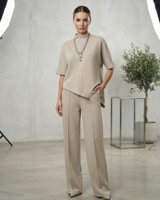 Avant Garde Mock Neck Asymmetry Μπλούζα Vanilla