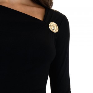 C.Manolo Black Pin Neck Μπλούζα