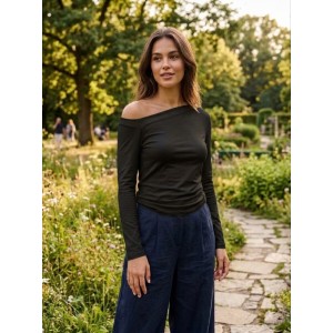 C.Manolo Asymmetric Neckline Black Μπλούζα