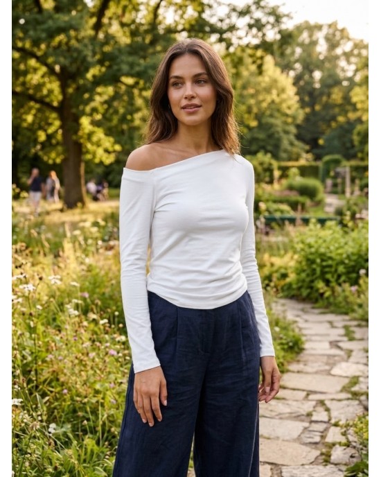 C.Manolo Asymmetric Neckline White Μπλούζα