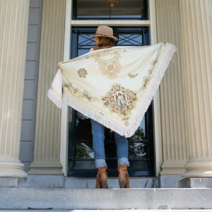 Katherina Loretta Evita Off White Πασμίνα Katherina Loretta Evita Off White Πασμίνα