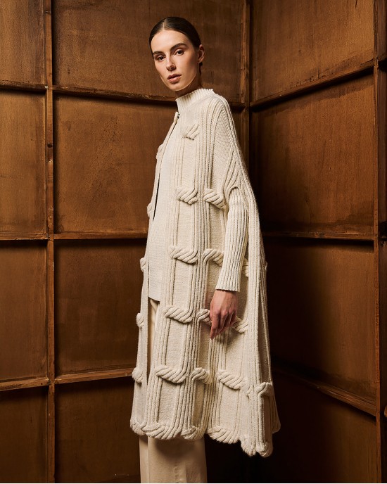 Tailor Made Long Knit Off-White Κάπα