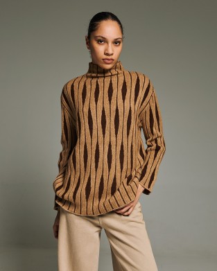 Tailor Made Rhombus Knit Camel Πουλόβερ