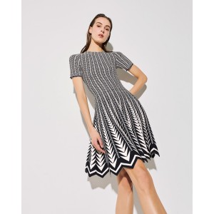 Tailor Made Short Sleeve Jacquard Knit Black/Off White Φόρεμα Tailor Made Short Sleeve Jacquard Knit Black/Off White Φόρεμα