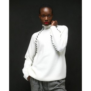 Tailor Made Knit With Extra Thread On Seams Off White Πουλόβερ