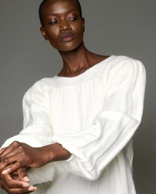 Tailor Made Oversized Nostalgic Wide-neck Knit Off White Πουλόβερ