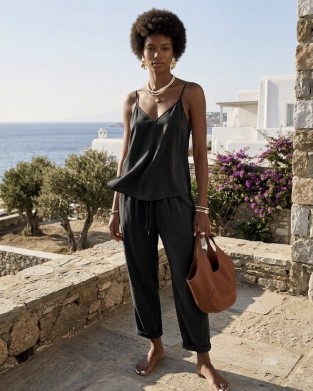 Zoya Slip Top Black Μπλούζα